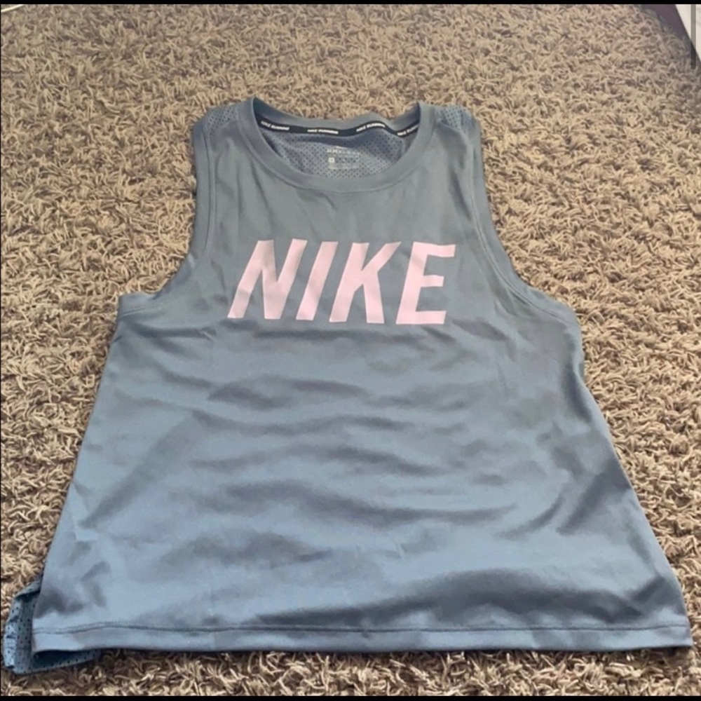 nike tank